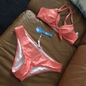 CUPSHE (L) 2piece swimwear